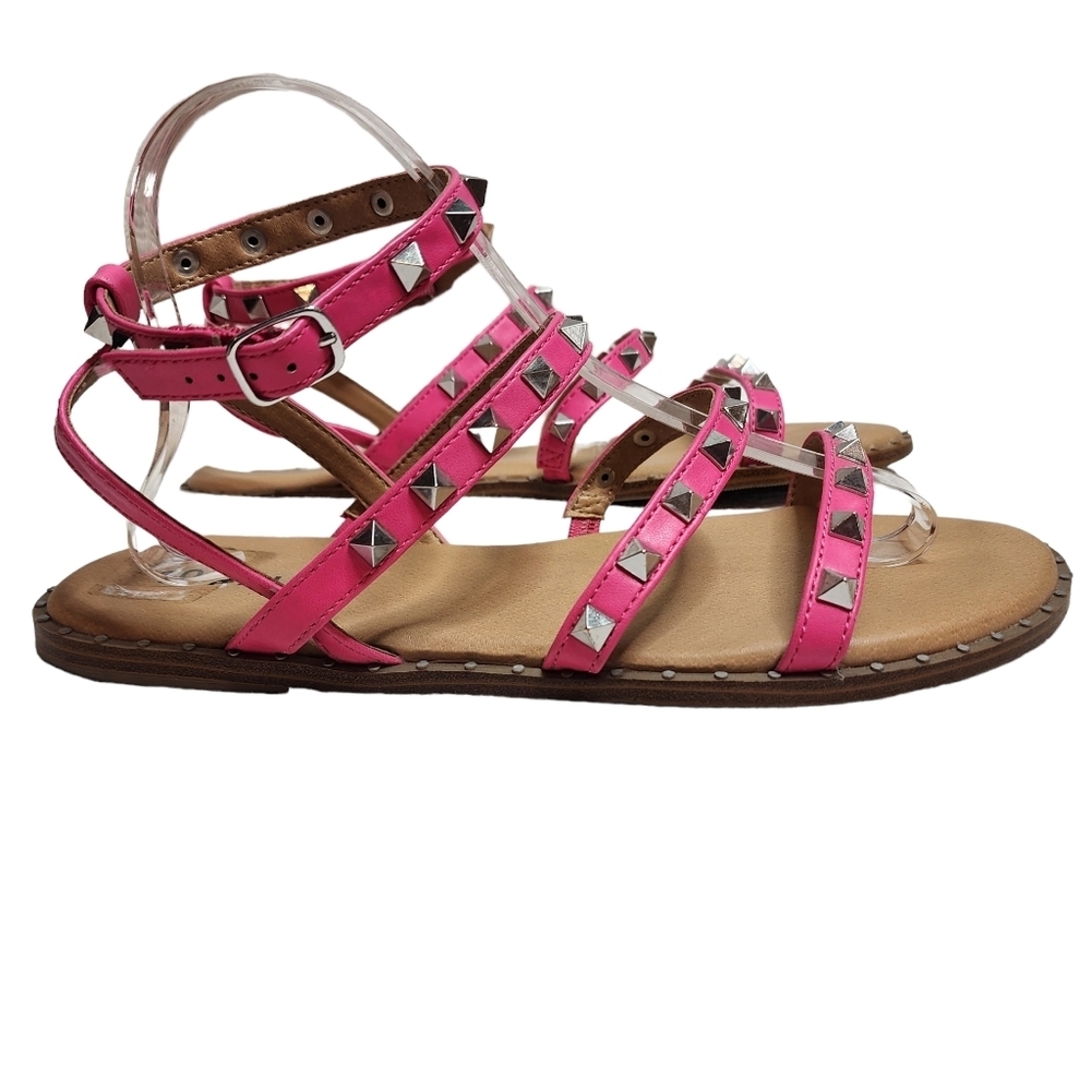 Size 10W Torrid Pink Studded Gladiator Sandals Women's‎ Size 10 Wide